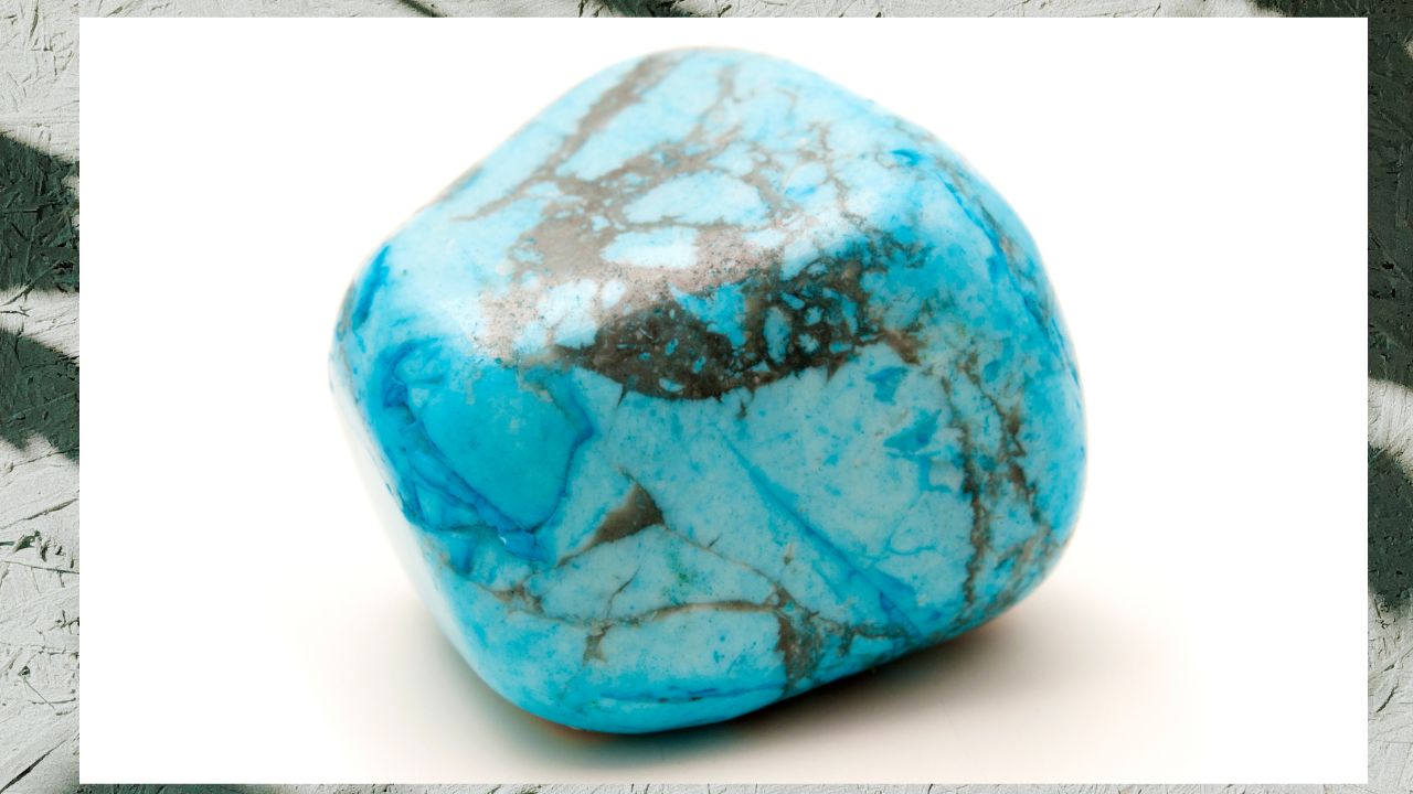 Aquamarine, Amethyst, azurite, celestite, carnelian, clear quartz, amazonite, Dumortierite, Emerald,  Crystal information