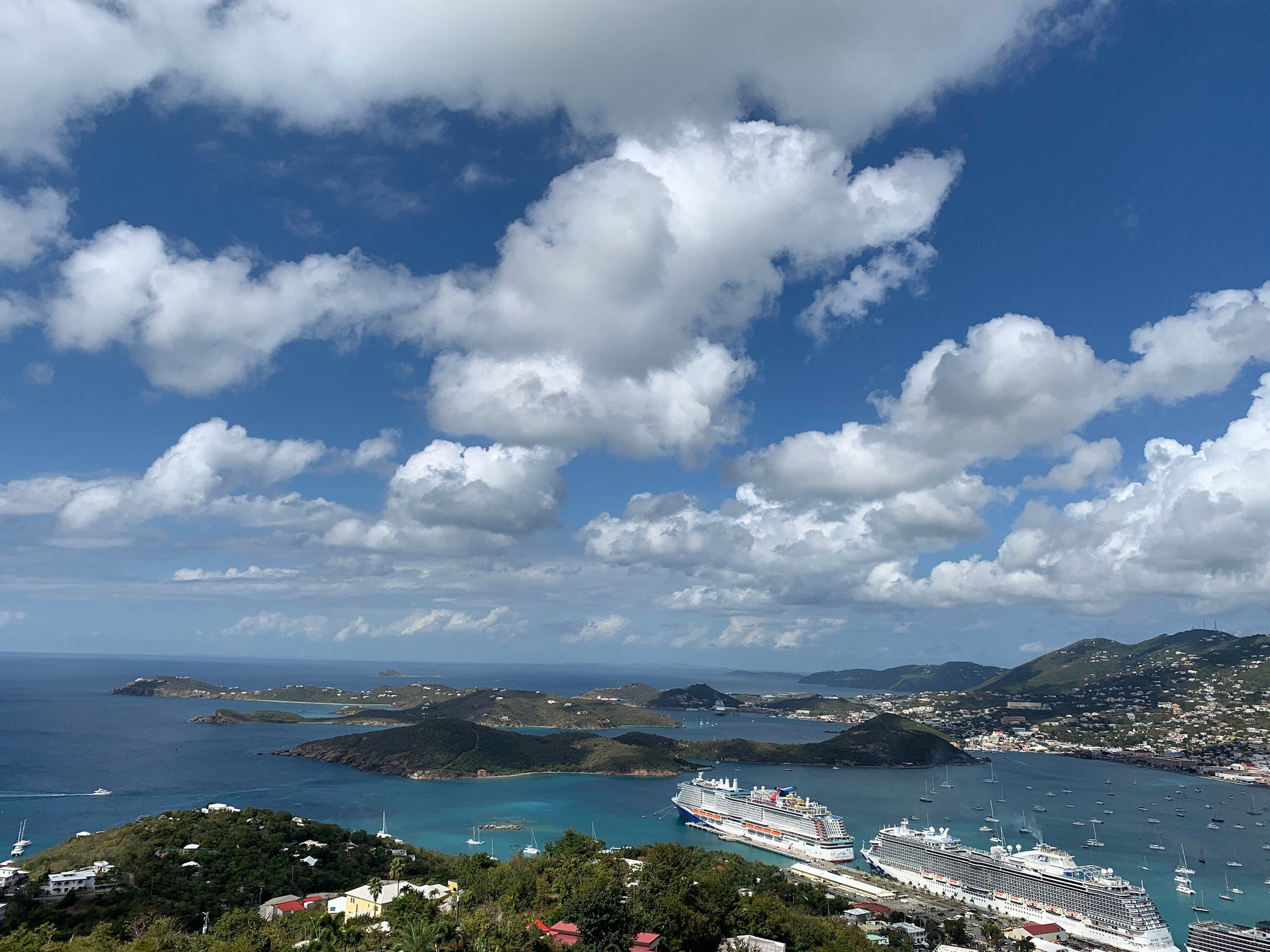Picture of the pierre in St.Thomas Virgin Islands.